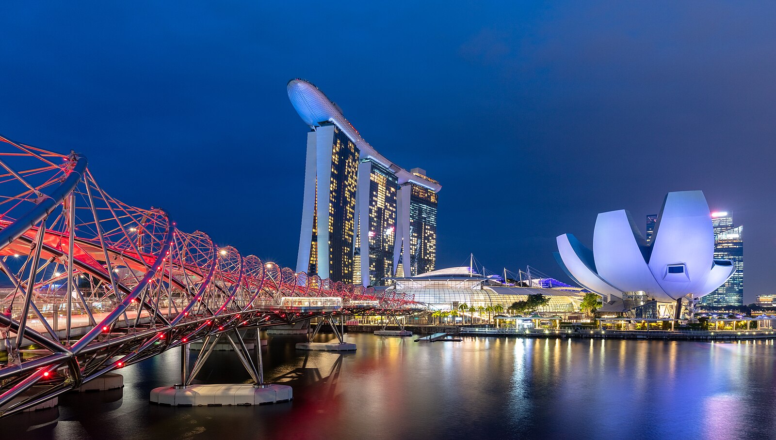 Singapore Marina Bay Sands skyline